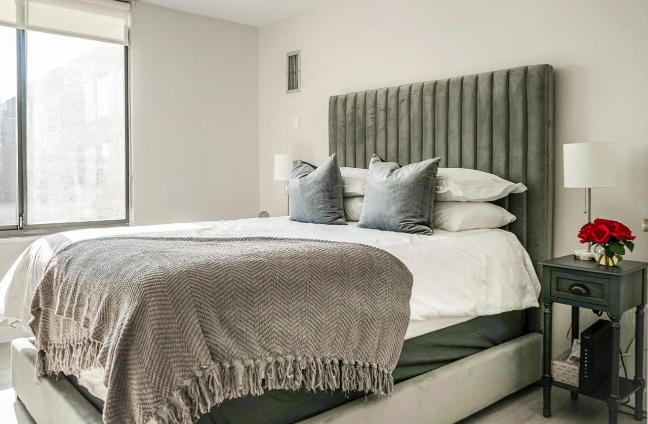 Short Term Rentals At The Park At Trowbridge Senior Community Southfield Luaran gambar