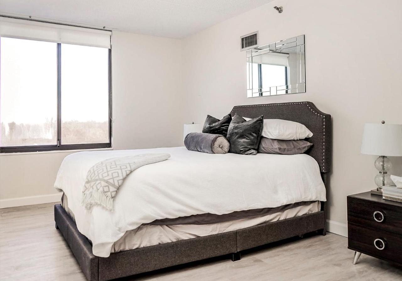 Short Term Rentals At The Park At Trowbridge Senior Community Southfield Luaran gambar