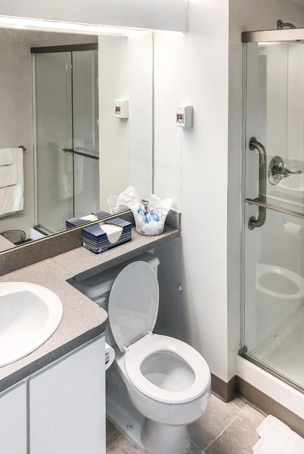 Short Term Rentals At The Park At Trowbridge Senior Community Southfield Luaran gambar